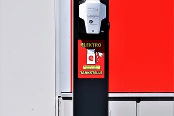 E-Tankstelle PKW Hagebaumarkt